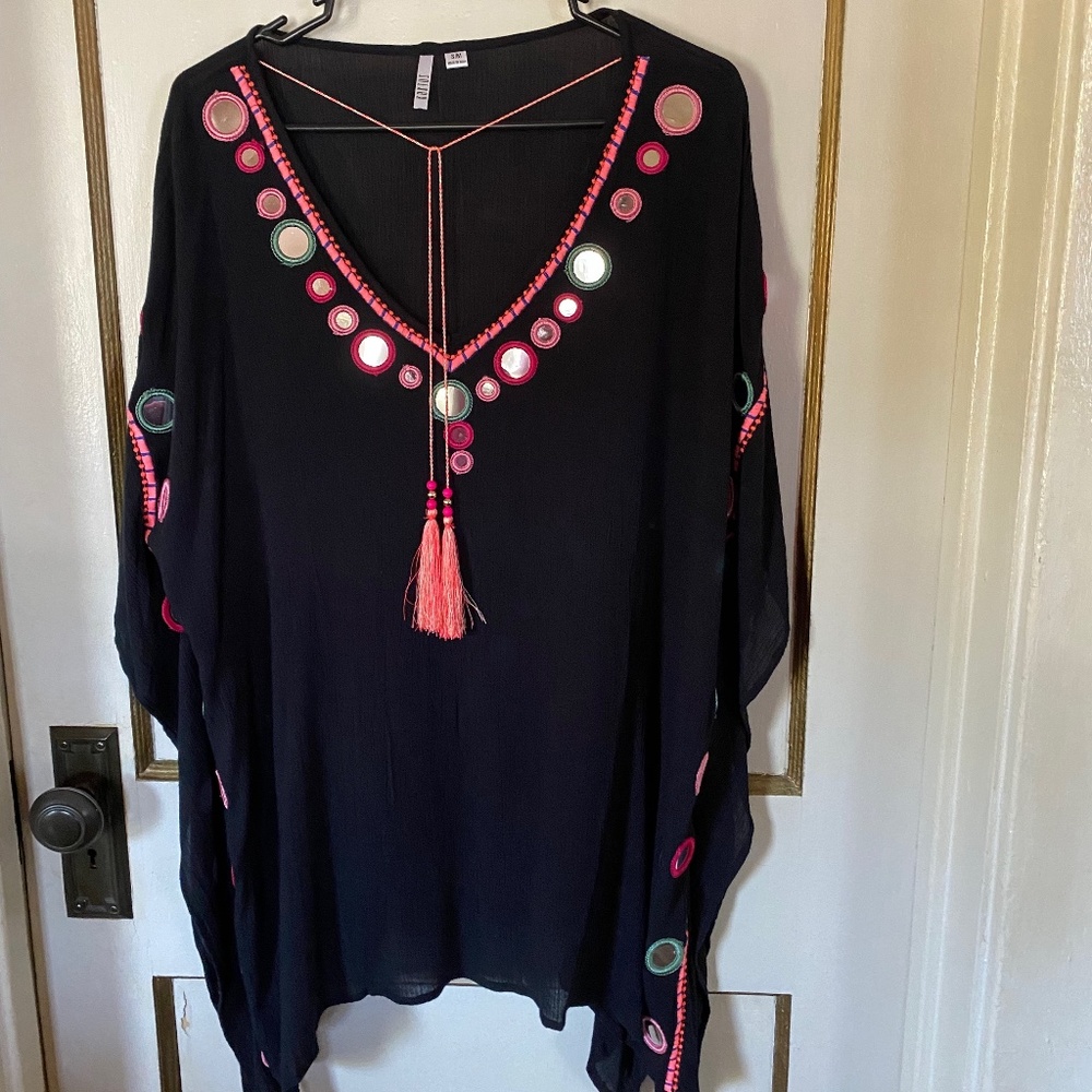 Black Boho Caftan Style Top NWOT